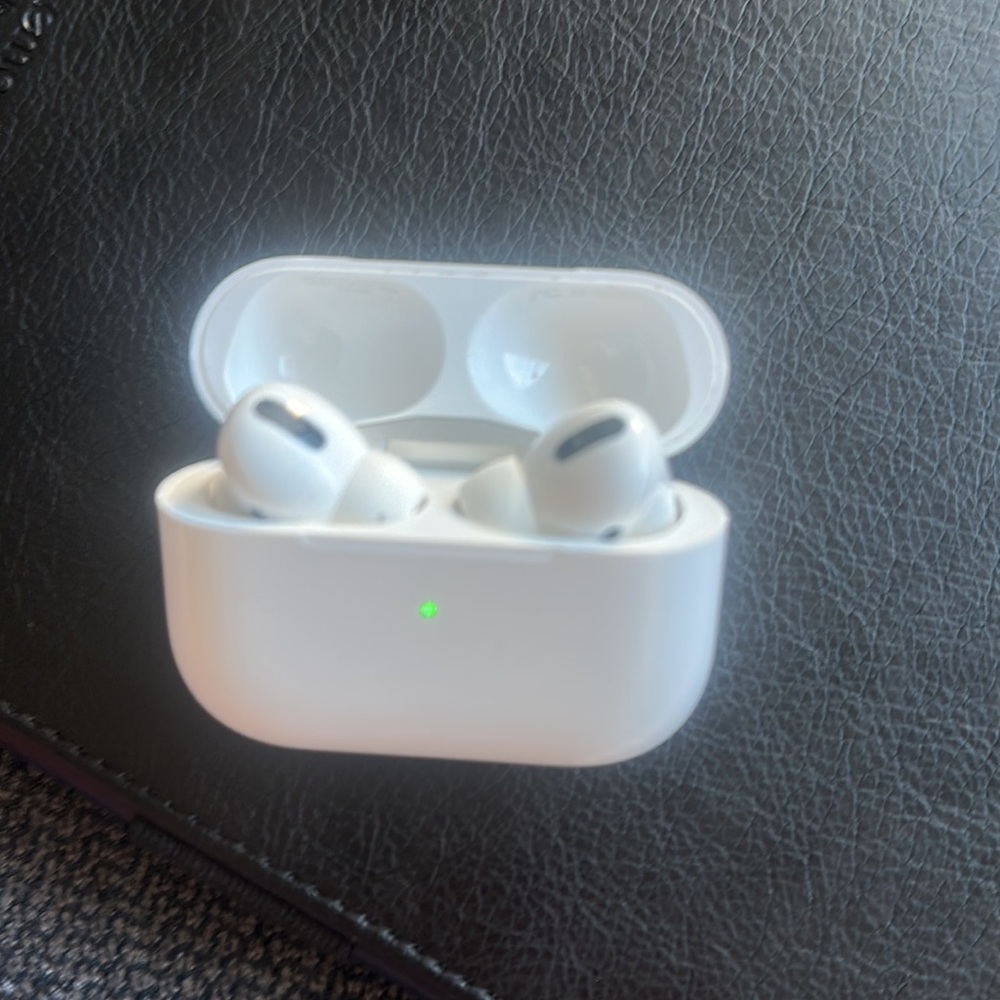 AirPods Pro